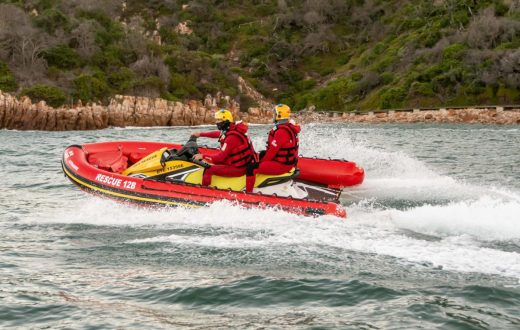 German tourist rescued at Knysna Heads