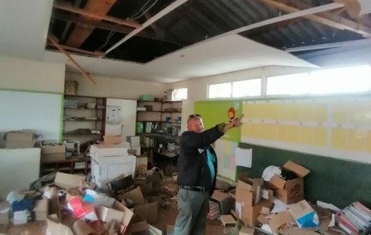 Collapsing asbestos classrooms force Cradock school closure