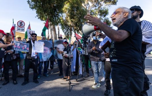 Picket in Cape Town against US war on Iran