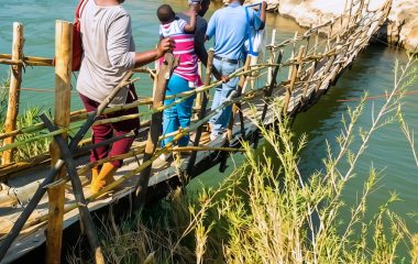 Unsafe river crossing stands between Limpopo villagers and healthcare