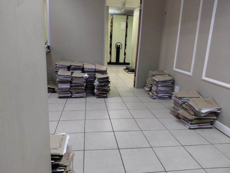 Justice minister refers R415-million IT contract to SIU and Hawks