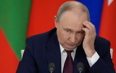 Banning the opposition, going on a listening tour: Putin’s worried about the coming election